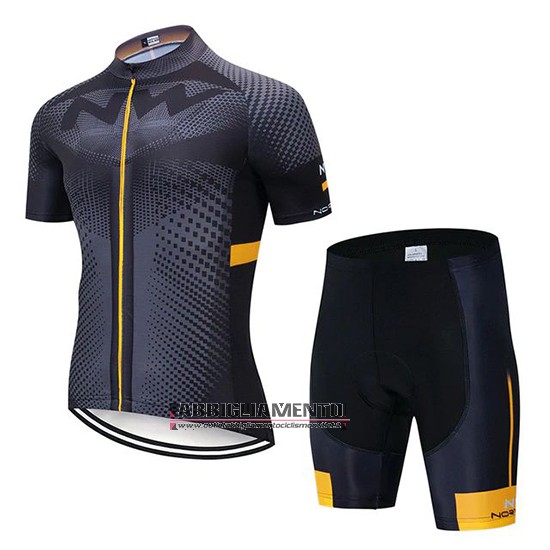 Abbigliamento Northwave 2020 Manica Corta e Pantaloncino Con Bretelle Grigio Nero Giallo - Clicca l'immagine per chiudere